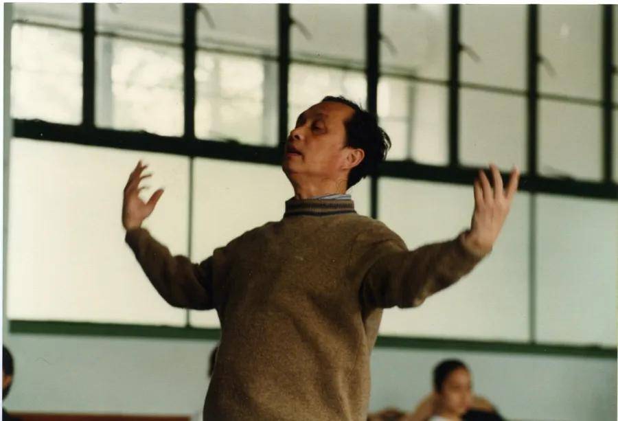 他于昨日在上海逝世！享年86岁<strong></p>
<p>以太坊行情</strong>，人生充满传奇色彩，作品家喻户晓