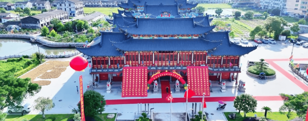 温州一李姓孩子考上北大<strong></p>
<p>以太坊区块链浏览器</strong>，当地在李氏宗祠大办仪式，还“惊动了宗族长老”，当地回应