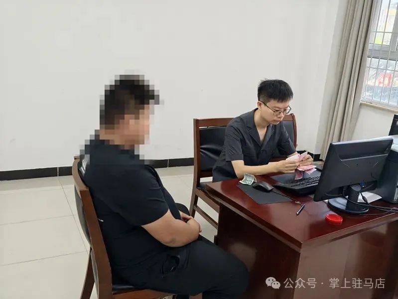 现场画面曝光！河南驻马店出动多名干警<strong></p>
<p>以太坊区块浏览器</strong>，多人被带走！