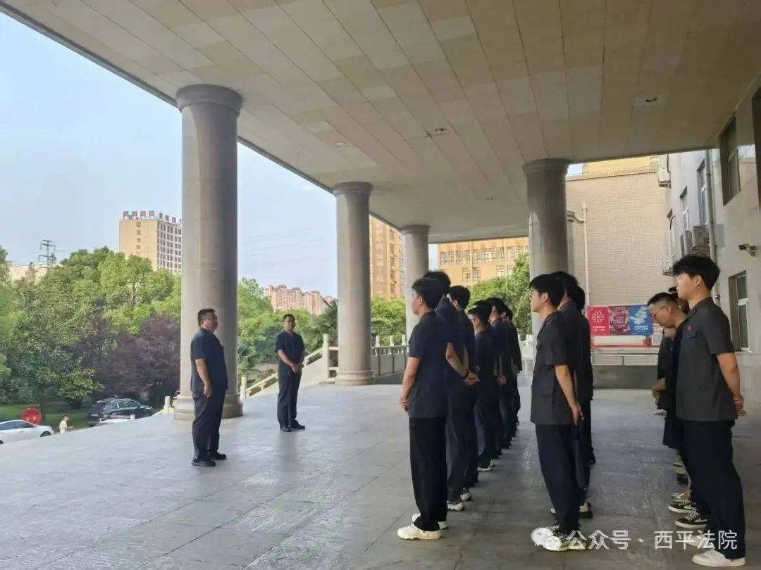 现场画面曝光！河南驻马店出动多名干警<strong></p>
<p>以太坊区块浏览器</strong>，多人被带走！