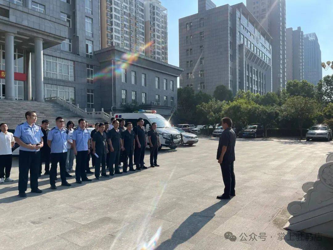 现场画面曝光！河南驻马店出动多名干警<strong></p>
<p>以太坊区块浏览器</strong>，多人被带走！