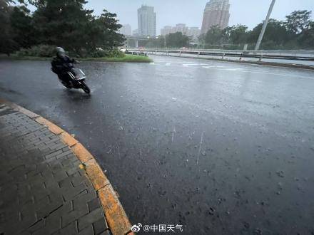 北京七区已现暴雨或大暴雨 早高峰城区及北部地区仍有明显降雨 注意出行安全<strong></p>
<p>挖以太坊</strong>！
