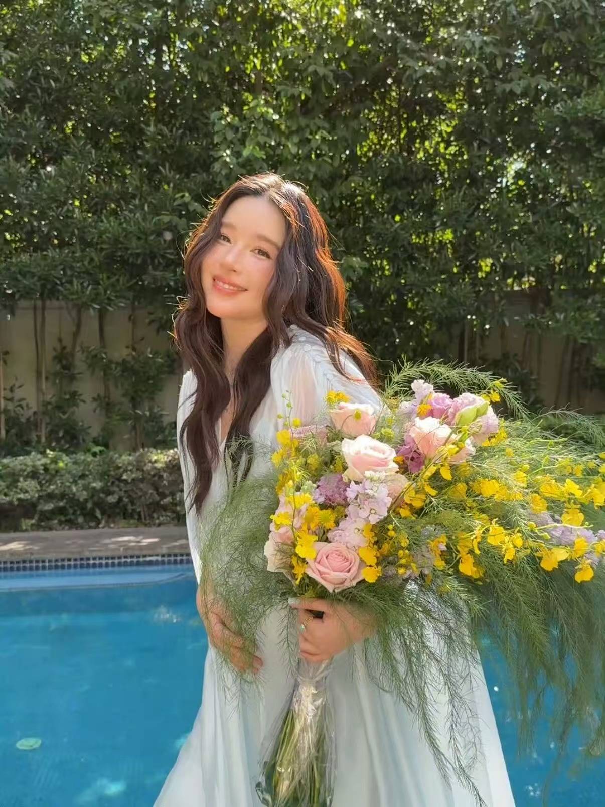 从“白幼瘦”到“气血感”<strong></p>
<p>挖以太坊</strong>，审美标准终于“健康”了？