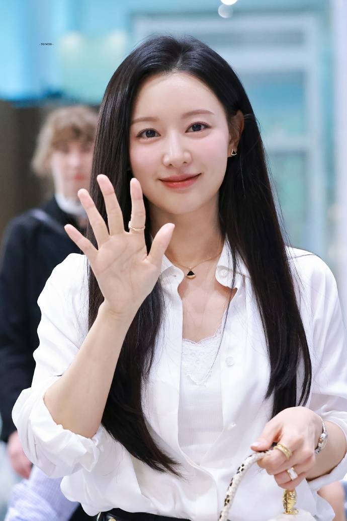 从“白幼瘦”到“气血感”<strong></p>
<p>挖以太坊</strong>，审美标准终于“健康”了？