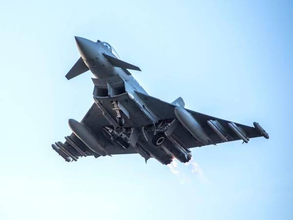 买不到F-35<strong></p>
<p>以太坊价格</strong>，不愿意买枭龙，不敢买歼-10，土耳其只能买台风了？
