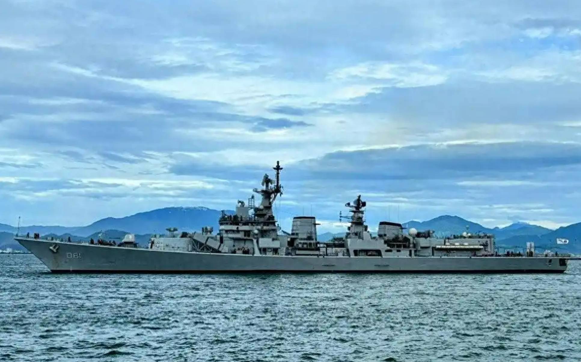 印度开始了！四艘主力舰潜入南海<strong></p>
<p>以太坊交易</strong>，黄岩岛搅局，毫不掩饰对华敌意