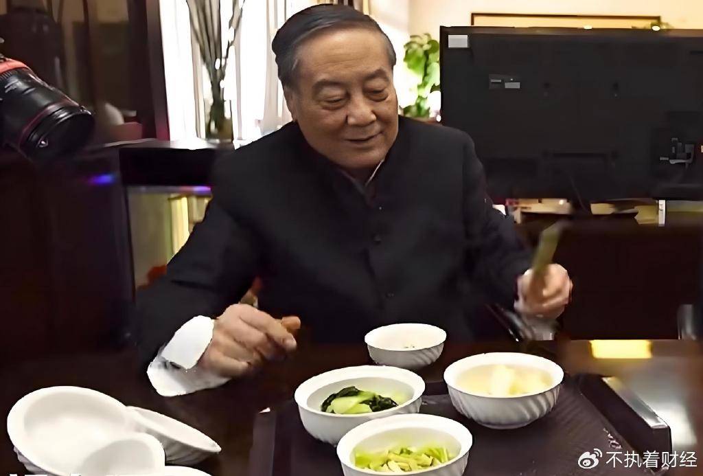 宗庆后声称一天只花几块钱<strong></p>
<p>以太坊挖矿</strong>，实际上满世界买豪宅，海外资产18亿