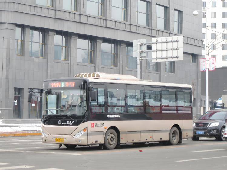 “早中晚高峰禁止老年人免费乘车”<strong></p>
<p>以太坊公链</strong>，为何公布三天就取消？
