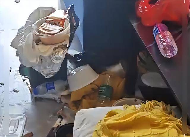 两男生开房住宿留下满床辣条油和避孕套<strong></p>
<p>以太坊币行情</strong>，民宿回应