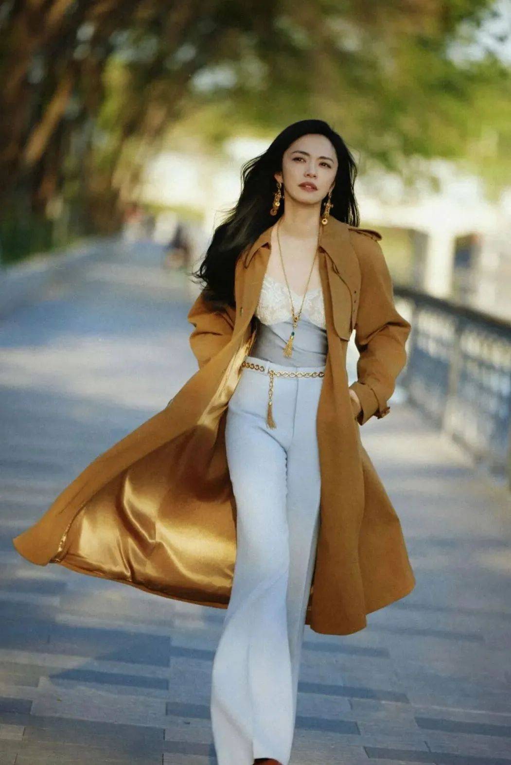质感女人怎么都在穿这个颜色<strong></p>
<p>以太坊币行情</strong>？