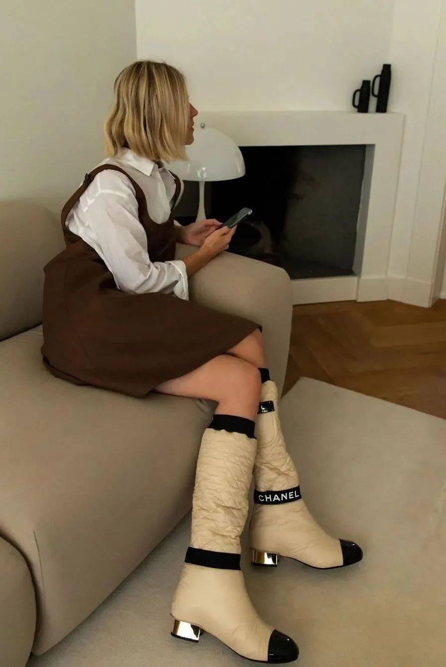 质感女人怎么都在穿这个颜色<strong></p>
<p>以太坊币行情</strong>？