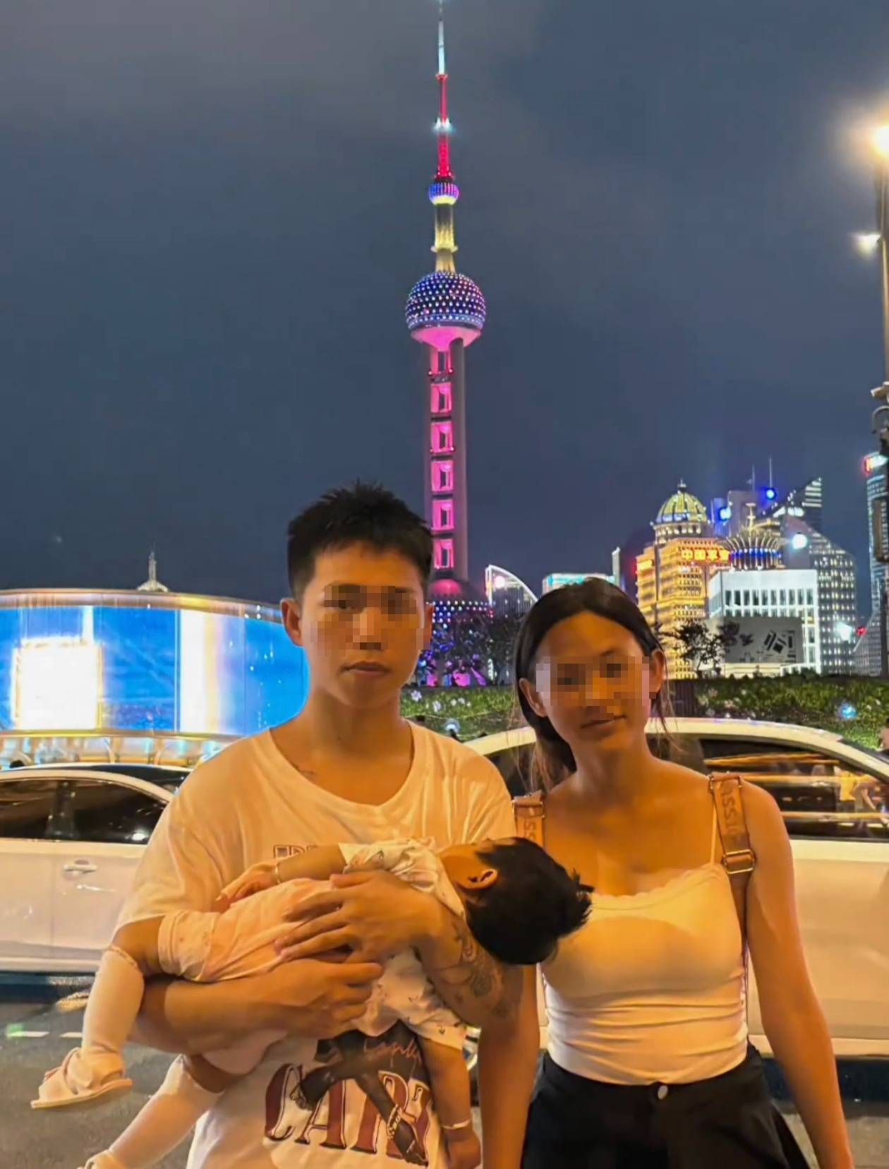 奶奶在哭<strong></p>
<p>以太坊查询</strong>，宝宝在笑！40天女婴重病，00后父亲割肝救女，术后这一幕让网友泪奔