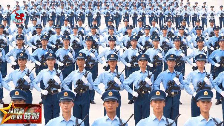 九三阅兵倒计时5天<strong></p>
<p>以太坊查询</strong>！空中梯队多型新机将首次受阅 队员练就“米秒不差”