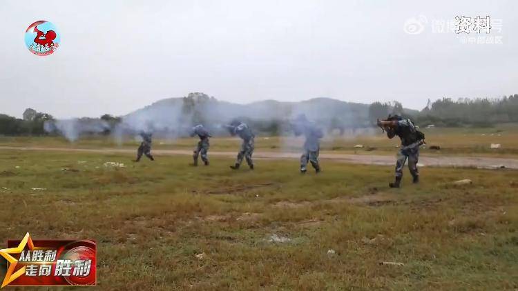 九三阅兵倒计时5天<strong></p>
<p>以太坊查询</strong>！空中梯队多型新机将首次受阅 队员练就“米秒不差”