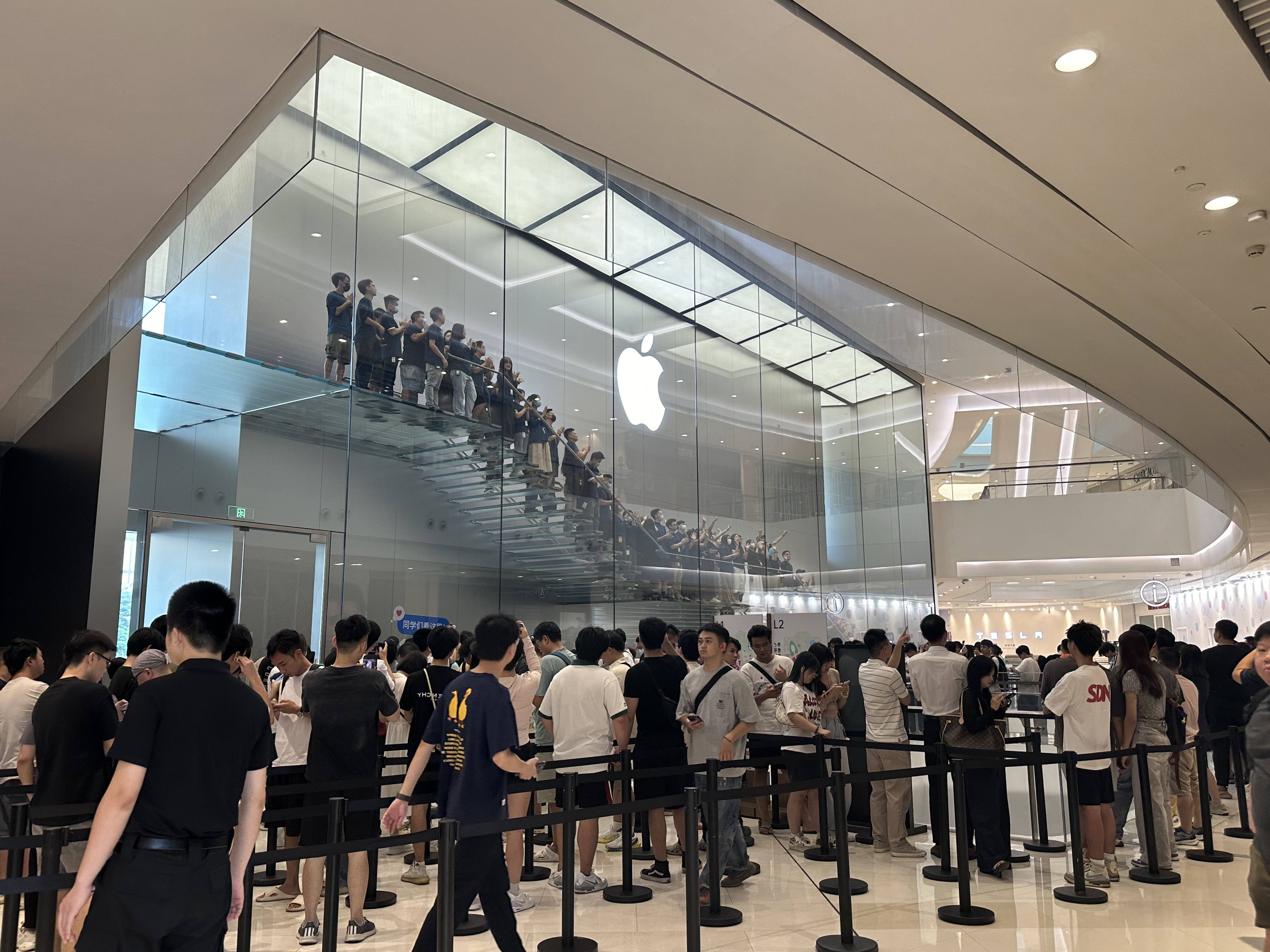 华为、苹果旗舰新机发布在即：高端三折叠手机“硬刚”iPhone 17<strong></p>
<p>以太坊查询</strong>，哪款产品更值得关注？
