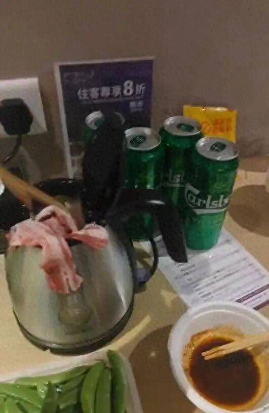 男子在澳门某酒店用水壶煮火锅<strong></p>
<p>以太坊分叉</strong>，负责人：会警告，若损坏需照价赔偿