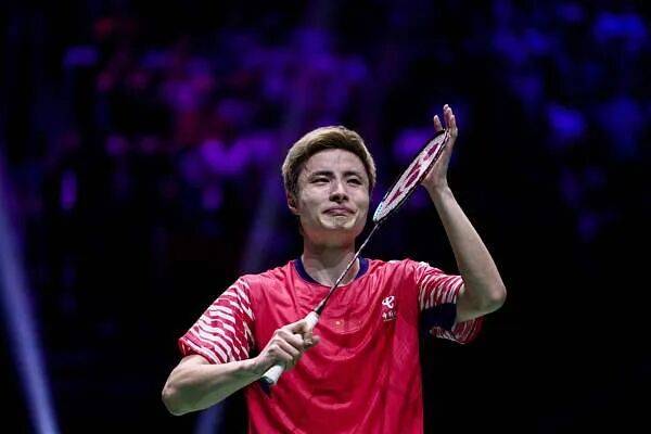 祝贺！石宇奇2比1逆转昆拉武特<strong></p>
<p>以太坊分叉</strong>，获得羽毛球世锦赛男单冠军！
