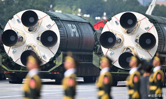 金灿荣：阅兵式上让<strong></p>
<p>以太坊平台</strong>我大受震撼的五件大杀器