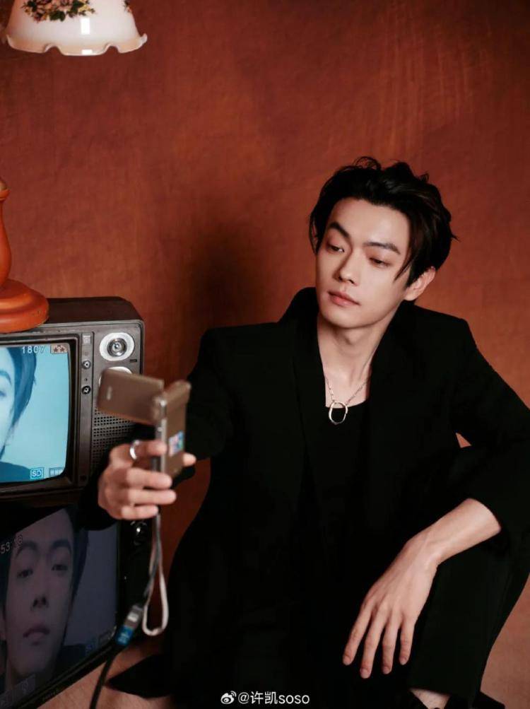 演员许凯被曝长期聚众赌博<strong></p>
<p>以太坊账户</strong>，一年金额高达百万？警方：已关注此事