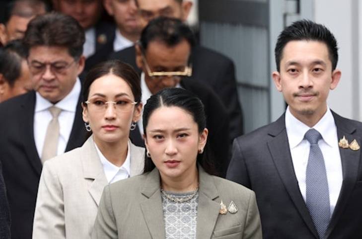 外媒：泰国最高法院判处前总理他信一年监禁，佩通坦发声