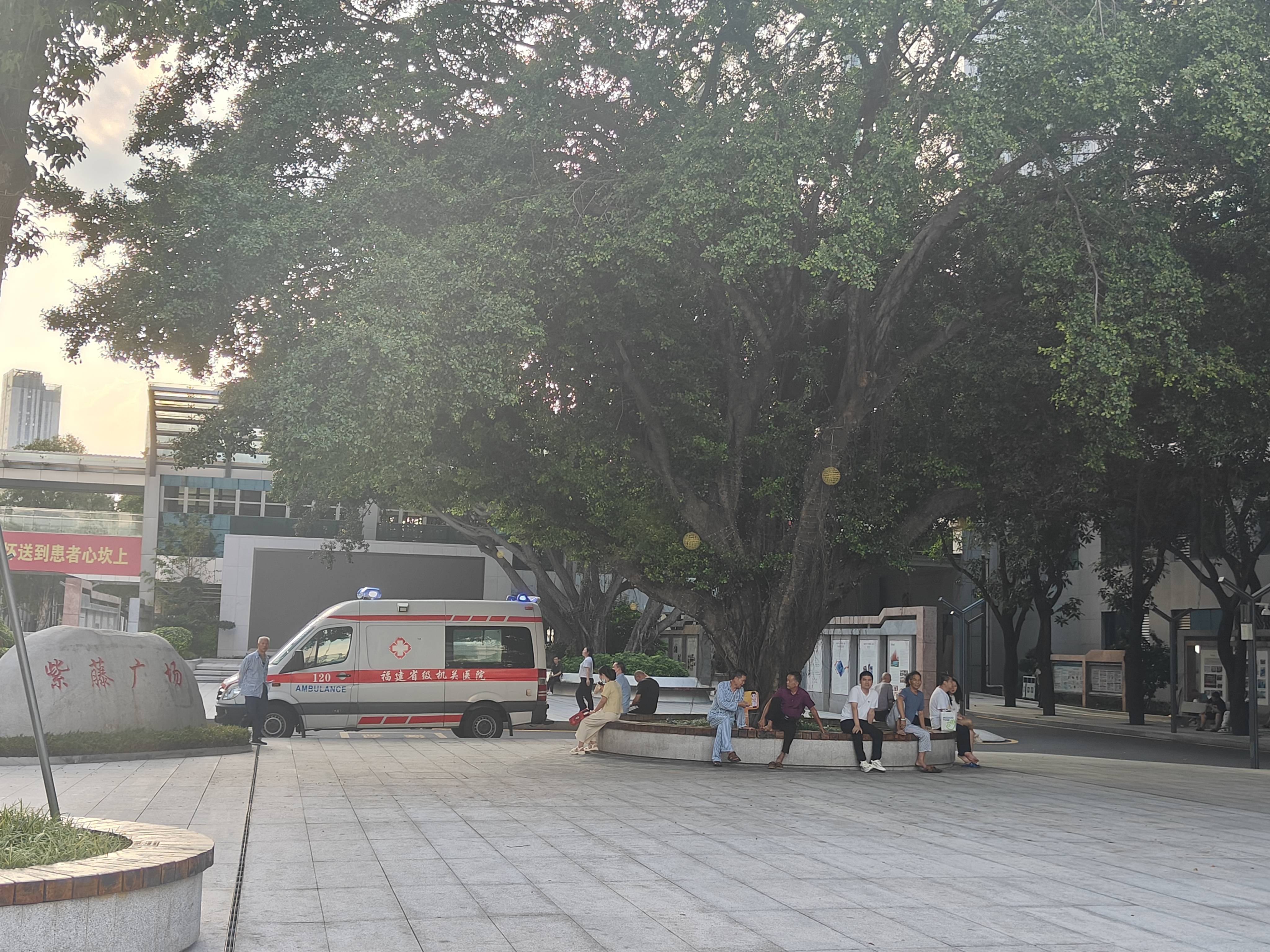 探访“最快女护士”医院：本人正常值夜班<strong></p>
<p>以太坊教程</strong>，感谢领导和同事