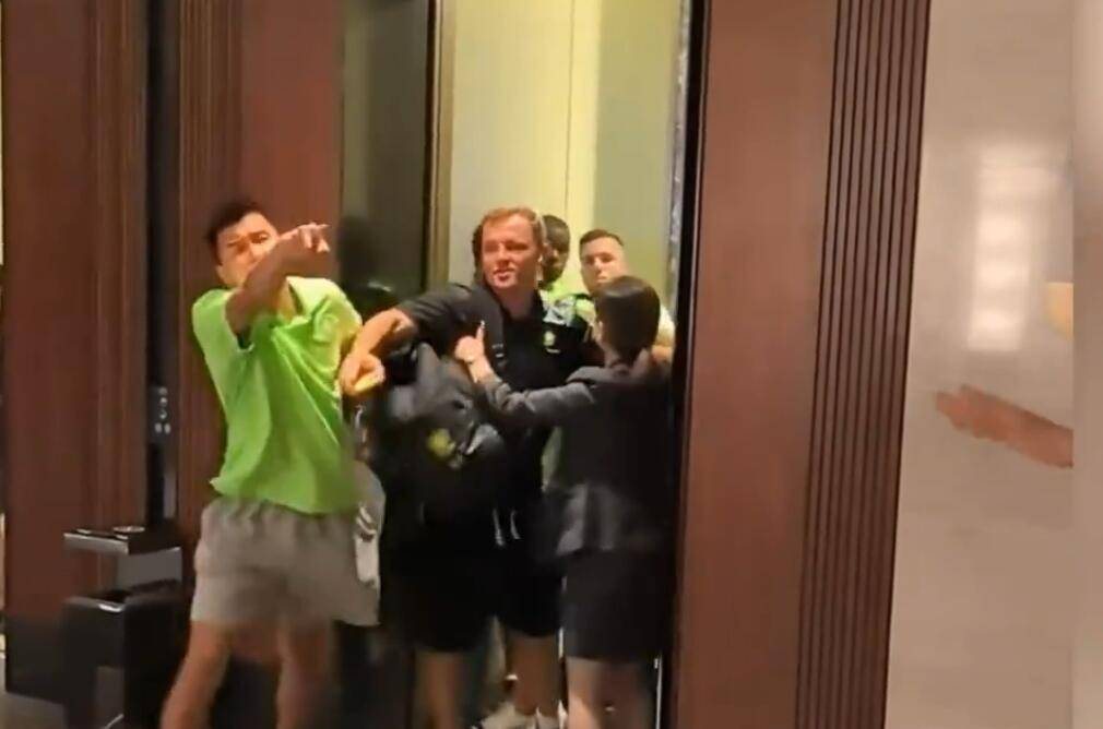 王刚赛前发布会致歉国安球迷：<strong></p>
<p>以太坊gas</strong>我个人赛后做了极不理智的行为