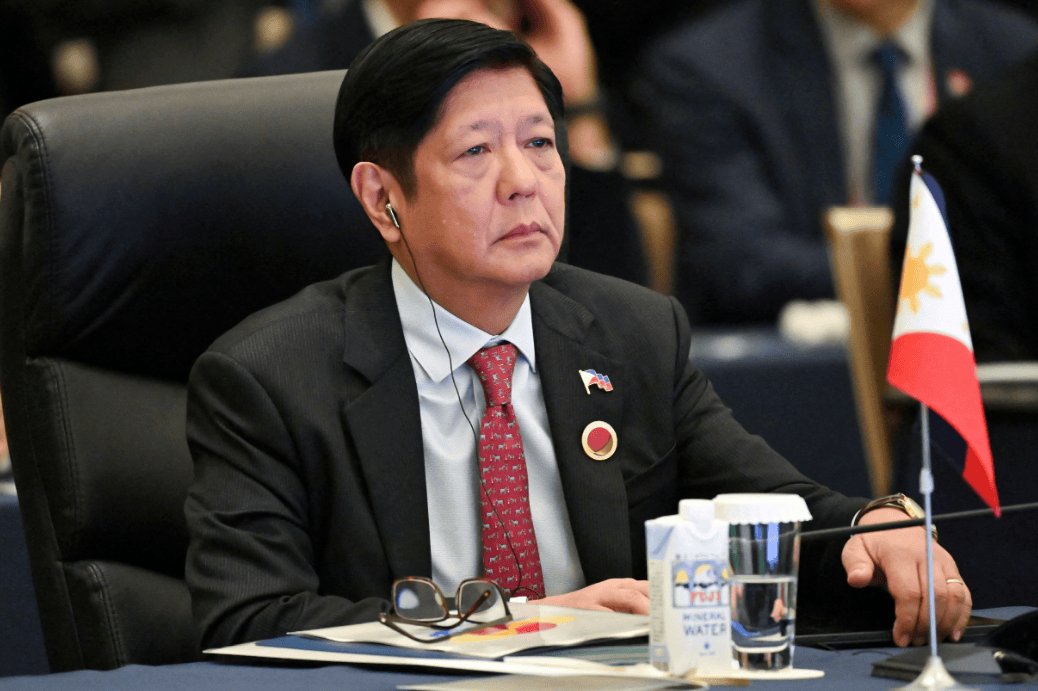 菲律宾局势突变！全军已进入待命状态<strong></p>
<p>以太坊官网</strong>，马科斯点的火，终究烧到了自己身上