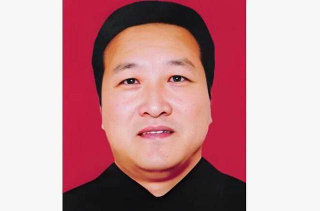 宁夏政协原副秘书长蔡明被查<strong></p>
<p>以太坊走势</strong>，8年前卸任，曾被处分