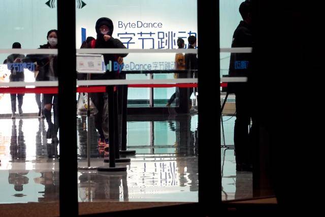 员工一年受贿9000多万<strong></p>
<p>以太坊走势</strong>，互联网大厂如何反腐？