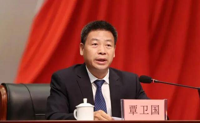 中央批准任省委常委后<strong></p>
<p>以太坊走势</strong>，他被免去副省长职务