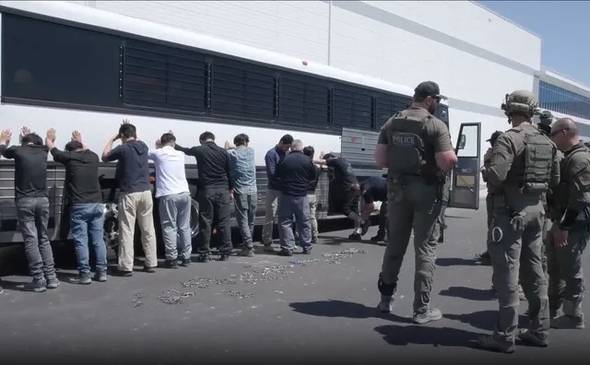 金钟：一旦特朗普掌握了这个“撒手锏”<strong></p>
<p>以太坊钱包地址</strong>，影响将远超议息会议决策