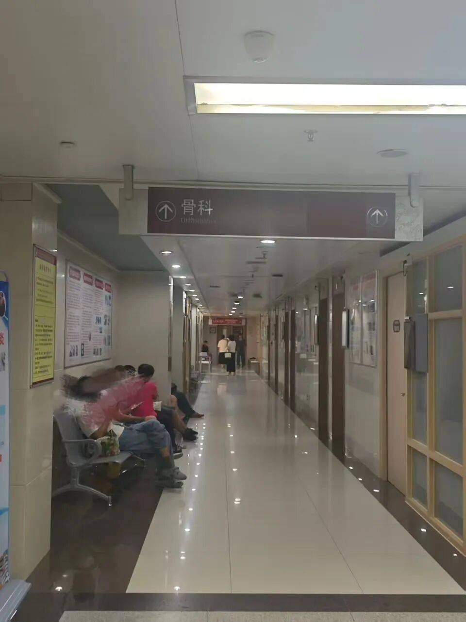 广州一医院发生伤医事件<strong></p>
<p>以太坊币价格</strong>,参与抢救医生发声:他受伤很重,行凶者已被抓捕