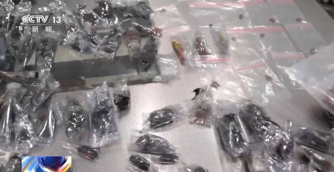 掀开衣服<strong></p>
<p>以太坊币价格</strong>，密密麻麻！200多只活虫惊现深圳机场……