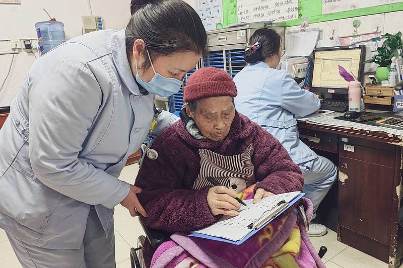 300多家医院抢着做的手术<strong></p>
<p>以太坊技术</strong>，为何突被禁？