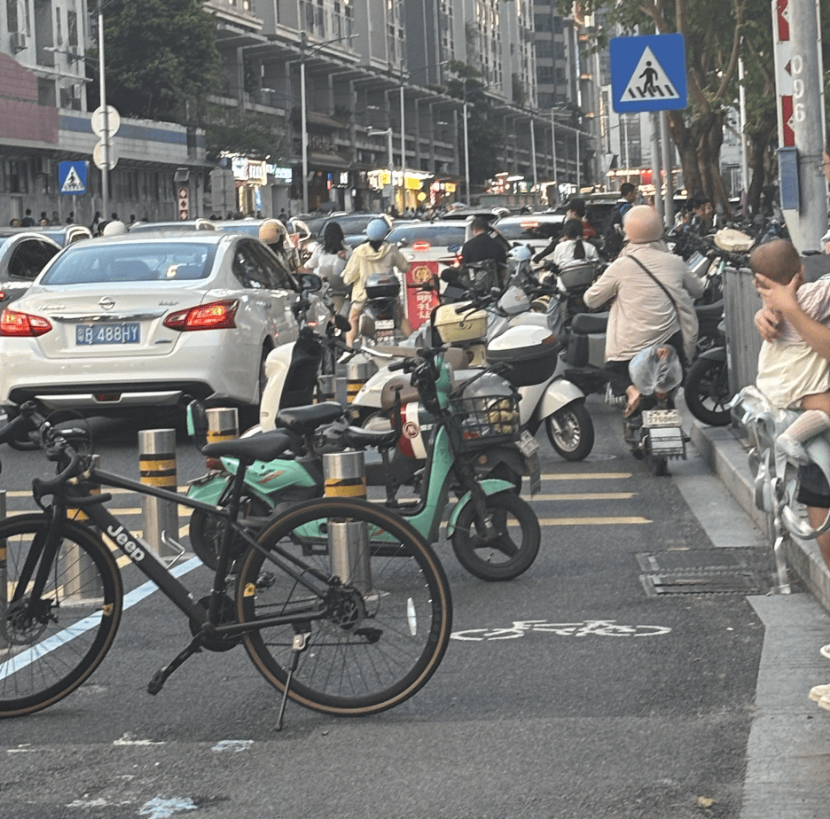 深圳一医院门口被指“举步维艰”<strong></p>
<p>以太坊贸易</strong>！整治后记者实探:仍很堵