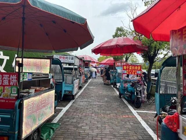 被流量砸中的“鸡排哥”：炸到中暑<strong></p>
<p>以太坊贸易</strong>，每天睡三四个小时，怕辜负顾客不舍得休息