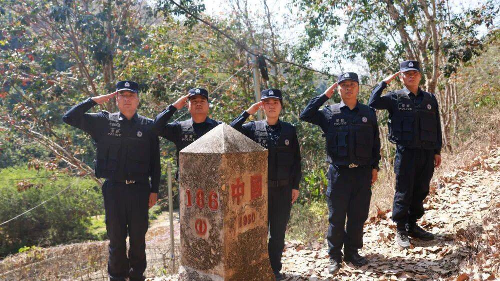 “看到妈妈46个未接来电<strong></p>
<p>以太坊ICO</strong>，心像被重锤击中”