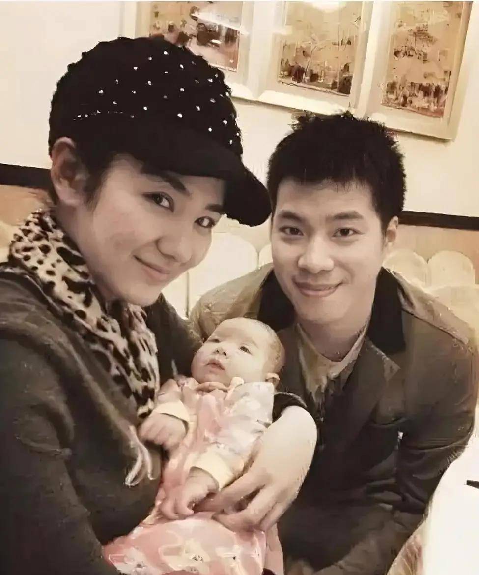 罗霖被家暴17年<strong></p>
<p>以太坊ICO</strong>,蓝洁瑛遭性侵暴力还被围观!女明星的暴力事件还有很多