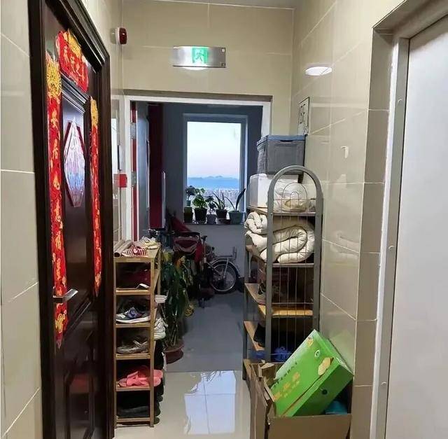 物业“不让门口放鞋子”<strong></p>
<p>以太坊ICO</strong>，门口放鞋柜违法吗？