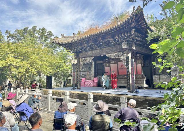 第九届中国戏曲文化周开幕<strong></p>
<p>以太坊ICO</strong>，北京园博园化身戏曲百花园