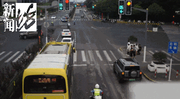 事发上海晚高峰！汹涌车流中<strong></p>
<p>ico以太坊</strong>，一男子绝望跳车，直奔民警而去……