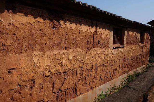 没人住的房子<strong></p>
<p>矿机以太坊</strong>,为什么会“老”得特别快?