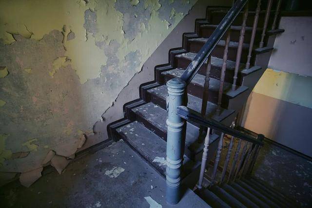 没人住的房子<strong></p>
<p>矿机以太坊</strong>,为什么会“老”得特别快?