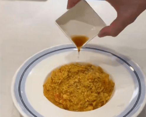 知名男歌手突然现身陌生人婚礼<strong></p>
<p>矿机以太坊</strong>，并随礼999元！