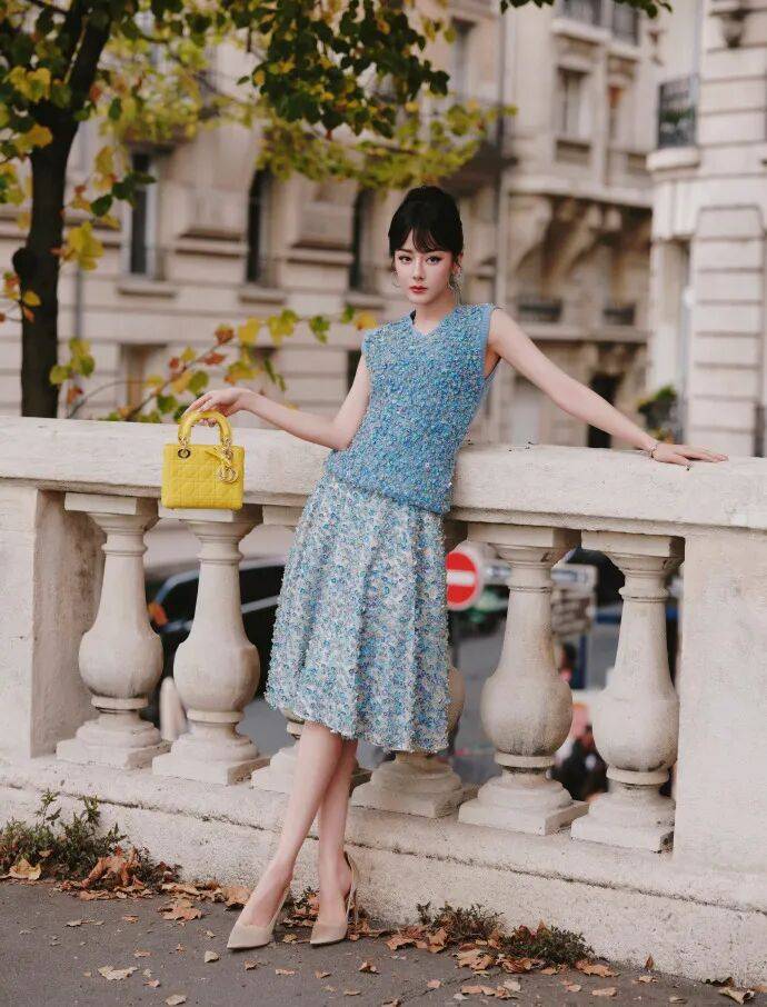 时装周上的女明星<strong></p>
<p>矿机以太坊</strong>，秋冬氛围感一键封顶！