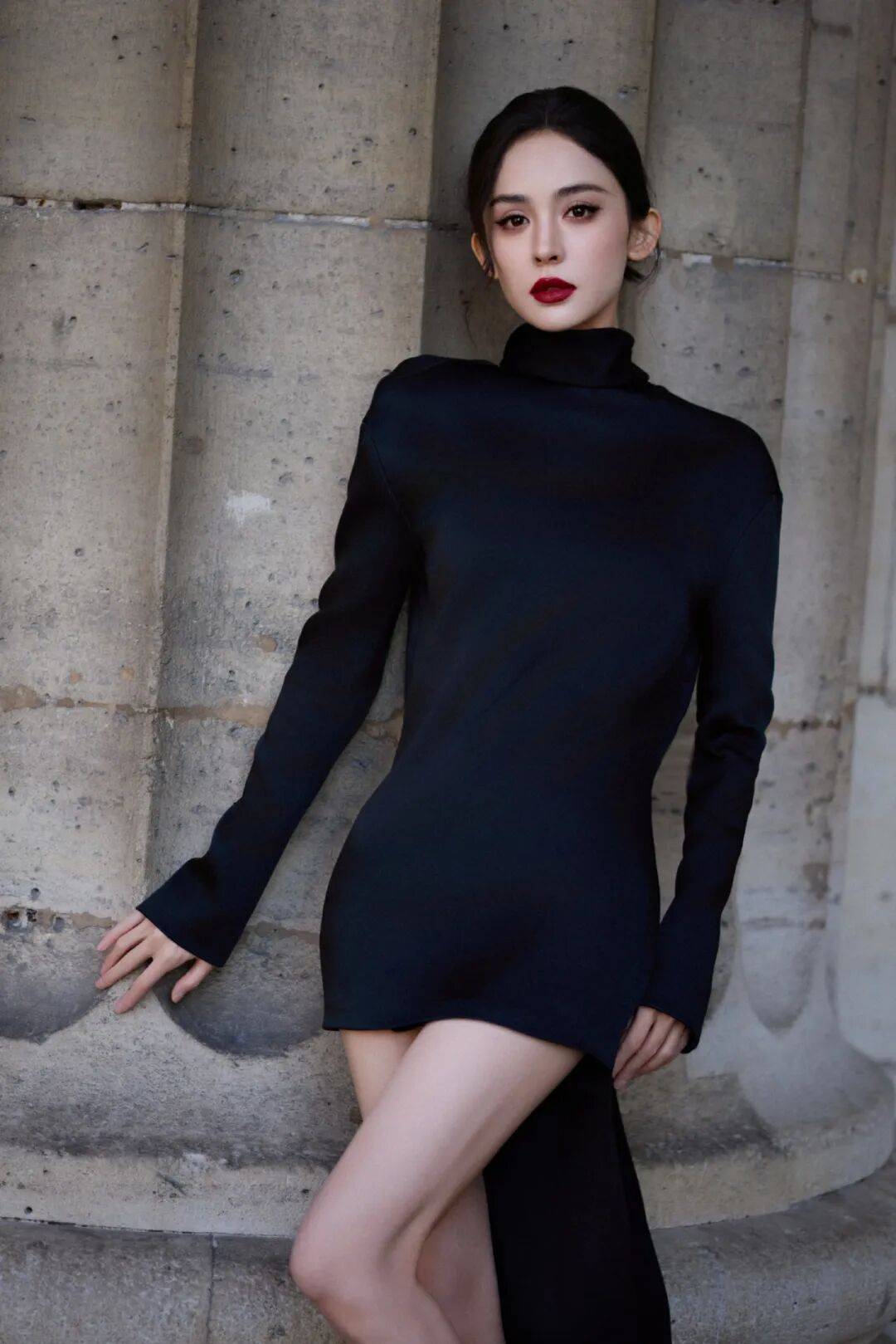 时装周上的女明星<strong></p>
<p>矿机以太坊</strong>，秋冬氛围感一键封顶！