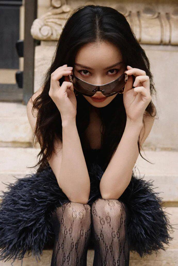 时装周上的女明星<strong></p>
<p>矿机以太坊</strong>，秋冬氛围感一键封顶！