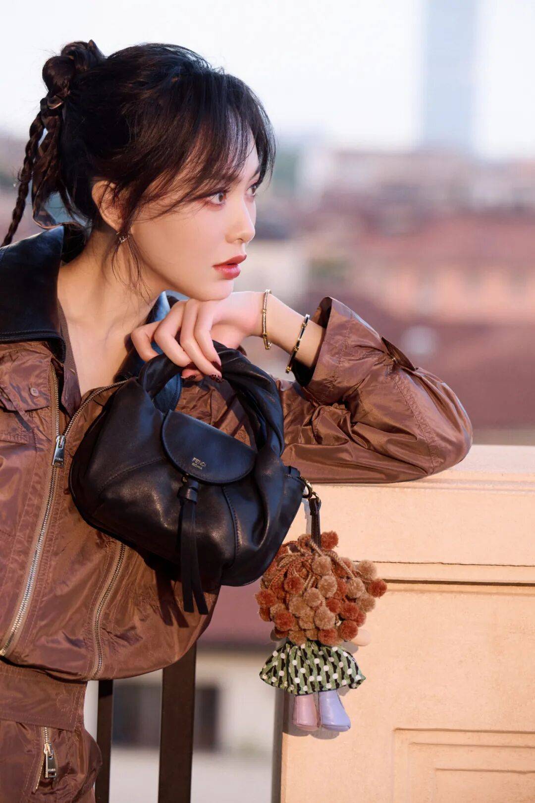 时装周上的女明星<strong></p>
<p>矿机以太坊</strong>，秋冬氛围感一键封顶！