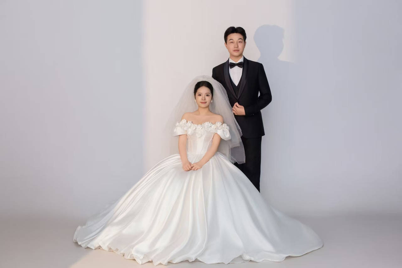 那个让老师骄傲的“调皮”班级!30年同学聚会<strong></p>
<p>以太坊投资</strong>,还伴有一封来自贵州的感谢信