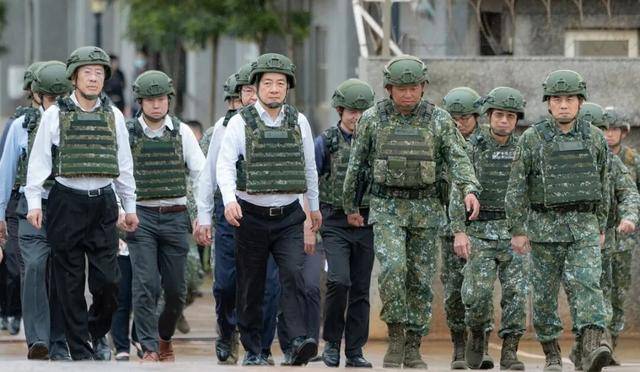 特朗普选定两枚“棋子”<strong></p>
<p>以太坊社区</strong>，会诱导与中国发生“可控的”军事冲突吗？